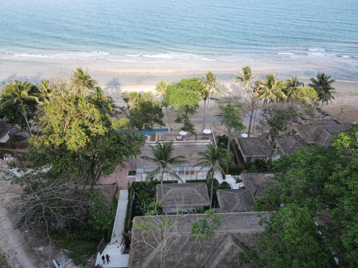 The Nest Private Beach Resort Chumphon Exterior photo